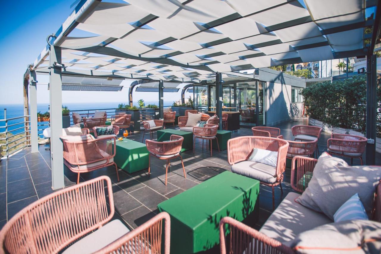 Taormina Palace Hotel ภายนอก รูปภาพ