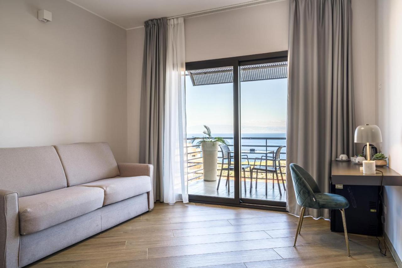 Taormina Palace Hotel ภายนอก รูปภาพ